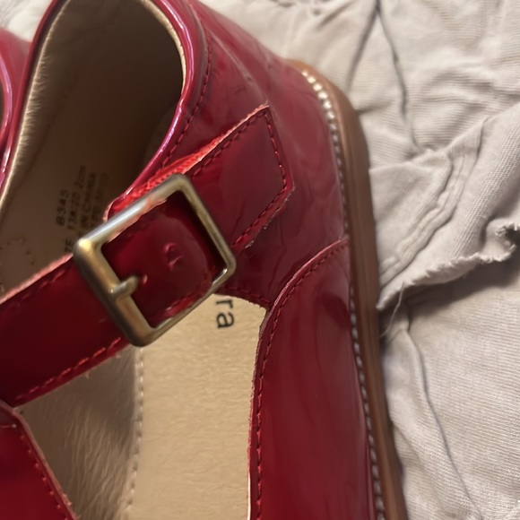 Girls school/dress Mary jane shoes - Picture 2 of 3